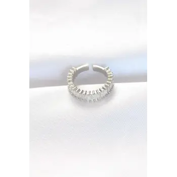 Sıralı Baget Taşlı Silver Renk Ayarlanabilir Yüzük
