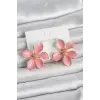 Pembe Mineli Çiçek Model Pirinç Kadın Küpe