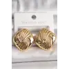 Pirinç Gold Renk İşlemeli Kare Model Kadın Küpe
