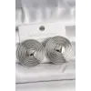 Pirinç Gümüş Renk Kalp İşlemeli Daire Plaka Model Kadın Küpe