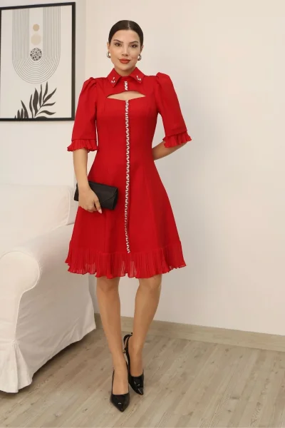 Göğüs Dekolteli El İşlemeli Gömlek Yaka Elbise 2310-Kırmızı