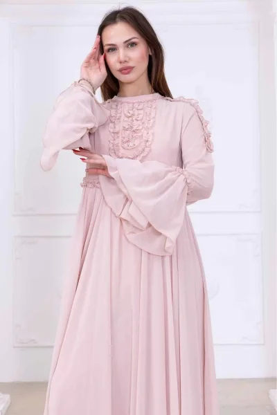 Fırfır Detaylı Boncuk İşlemeli Şifon Abiye 2730-Pudra