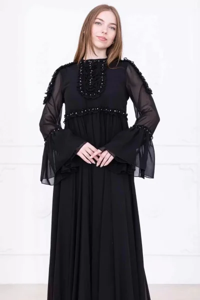 Fırfır Detaylı Boncuk İşlemeli Şifon Abiye 2730-Siyah