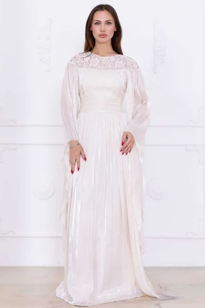 Dantel ve Pelerin Detaylı İşlemeli Abiye Elbise 2762-Bej