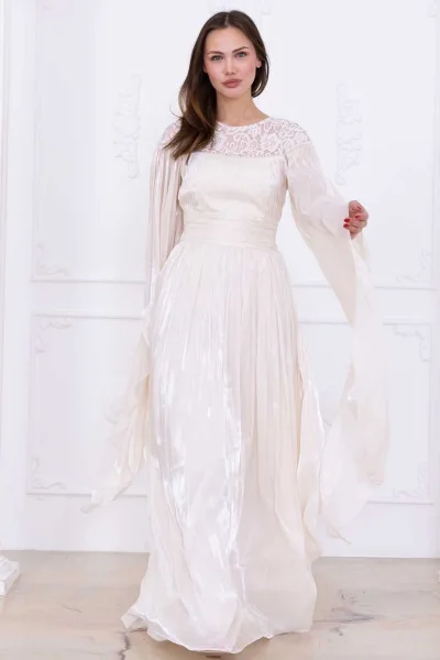 Dantel ve Pelerin Detaylı İşlemeli Abiye Elbise 2762-Bej