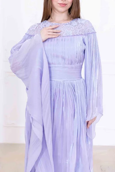 Dantel ve Pelerin Detaylı İşlemeli Abiye Elbise 2762-Lila