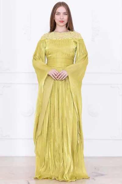 Dantel ve Pelerin Detaylı İşlemeli Abiye Elbise 2762-Olive