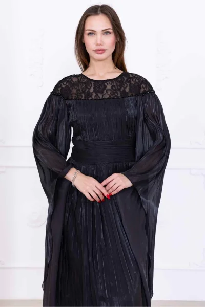 Dantel ve Pelerin Detaylı İşlemeli Abiye Elbise 2762-Siyah