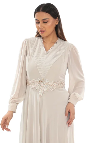Plise Ve Boncuk Detaylı Büyük Beden Elbise 2213- Bej