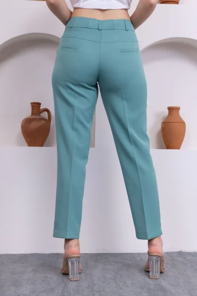 Cep Detaylı Bilek Boy Kadın Kumaş Pantolon 0101-Çağla Yeşili
