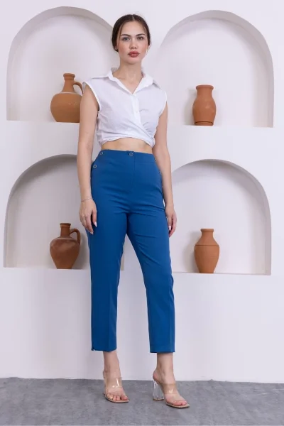 Düğme Detaylı Beli Lastikli Bilek Boy Pantolon 351-İndigo