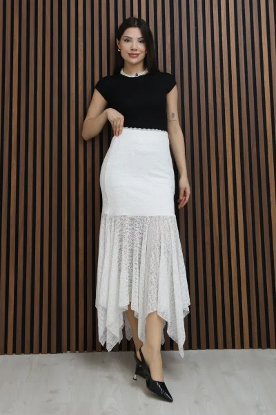 Asimetrik Kesim Dantel Etek 6077-Beyaz