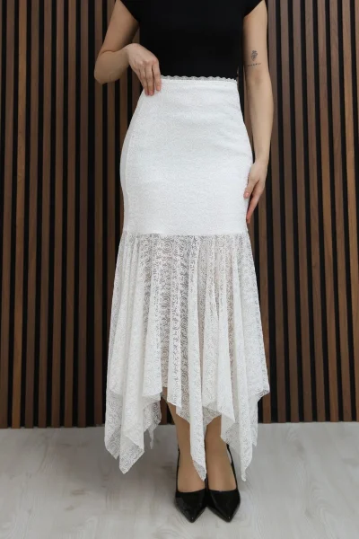 Asimetrik Kesim Dantel Etek 6077-Beyaz