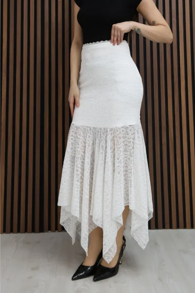 Asimetrik Kesim Dantel Etek 6077-Beyaz