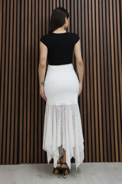 Asimetrik Kesim Dantel Etek 6077-Beyaz