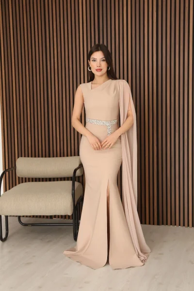 Taş Detaylı Pelerin Kol Balık Abiye Elbise 2366-Camel