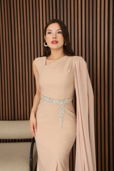 Taş Detaylı Pelerin Kol Balık Abiye Elbise 2366-Camel