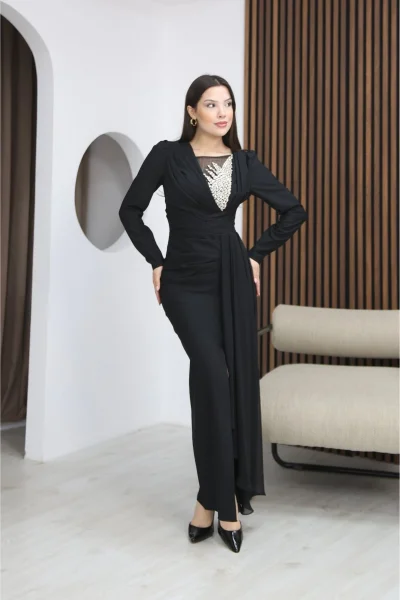 Taş İşlemeli ve Pile Detaylı Pelerinli Abiye Elbise 2312-Siyah