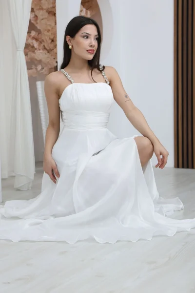 Taş Askılı Büzgü Detaylı Yırtmaçlı Abiye Elbise 2365-Beyaz