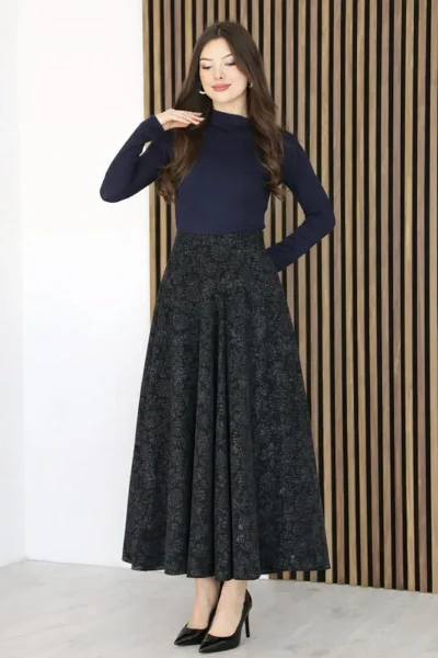 Baskılı ve Payetli Kadife Uzun Kloş Etek 6079-Siyah/Çağla