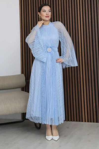 Pilise Detaylı Kemerli Rahat Form Tül Elbise 2305-Bebe Mavisi