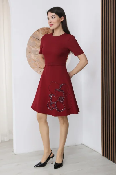 Nursel Ergin İşleme Detaylı Kemerli Elbise 6082-Bordo