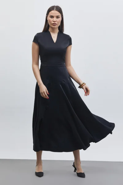 V Yaka Etek Detaylı Midi Elbise 6086-Siyah