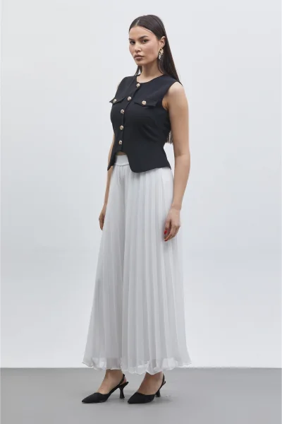 Düğme Detaylı Yelek ve Piliseli Pantolon İkili Takım 6088-Siyah/Beyaz