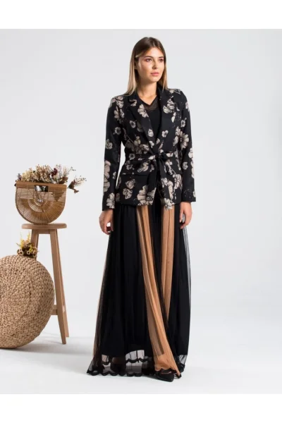 Ceket Ve Elbise Kombini