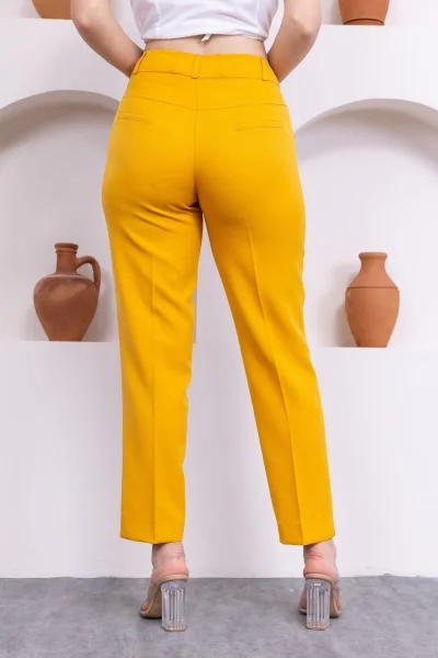 Cep Detaylı Bilek Boy Kadın Kumaş Pantolon 0101-Sarı