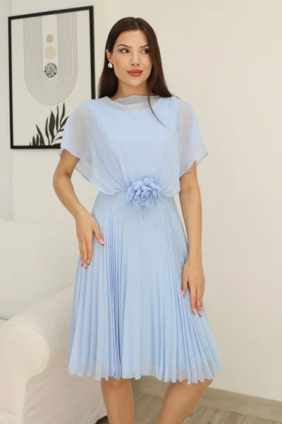 Çiçek Detaylı Piliseli Elbise 2378-Bebe Mavisi