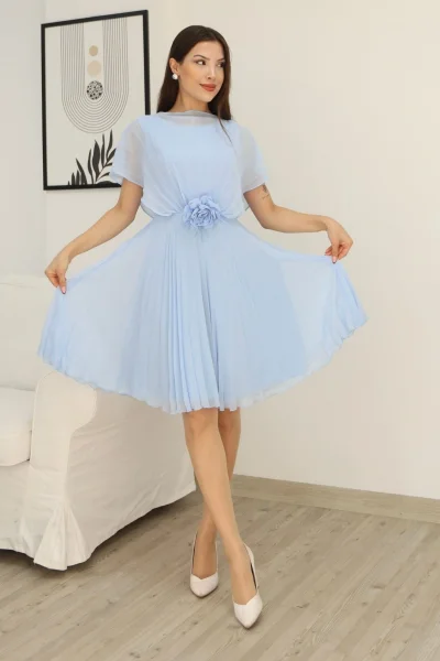 Çiçek Detaylı Piliseli Elbise 2378-Bebe Mavisi