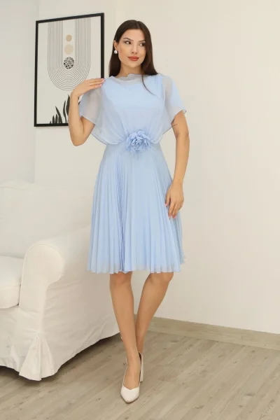 Çiçek Detaylı Piliseli Elbise 2378-Bebe Mavisi