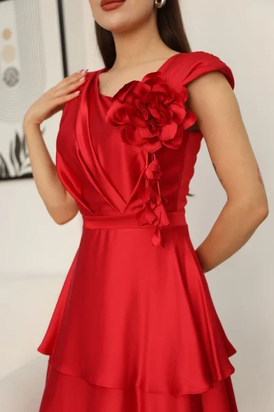 Çiçek Detaylı Saten Elbise 2371-Kırmızı