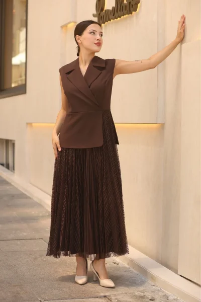 Eteği Piliseli Kemerli Abiye Elbise 2390-Kahverengi