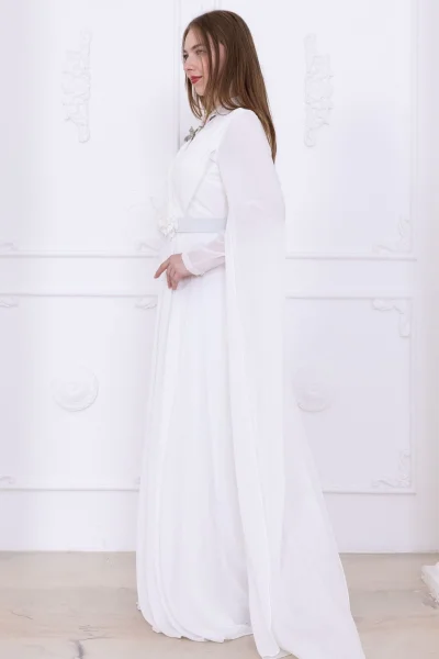 Kol Pelerinli Yaka İşleme Detaylı Abiye Elbise 2745-Beyaz