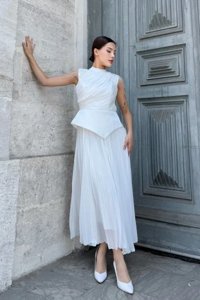 Omuz İşlemeli Pliseli Abiye Elbise 2385-Beyaz