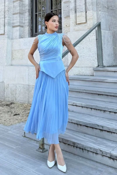 Omuz İşlemeli Pliseli Abiye Elbise 2385-Bebe Mavisi