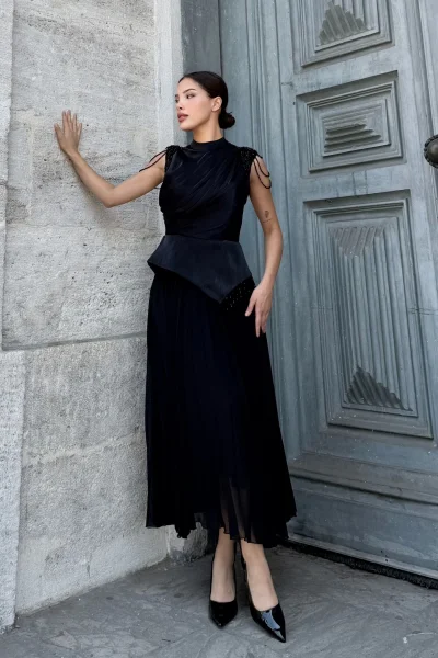 Omuz İşlemeli Pliseli Abiye Elbise 2385-Siyah