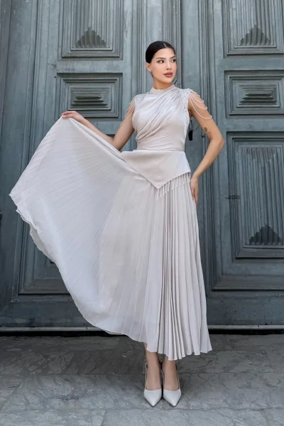 Omuz İşlemeli Pliseli Abiye Elbise 2385-Bej