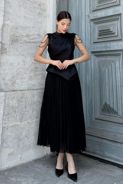 Omuz İşlemeli Pliseli Abiye Elbise 2385-Siyah