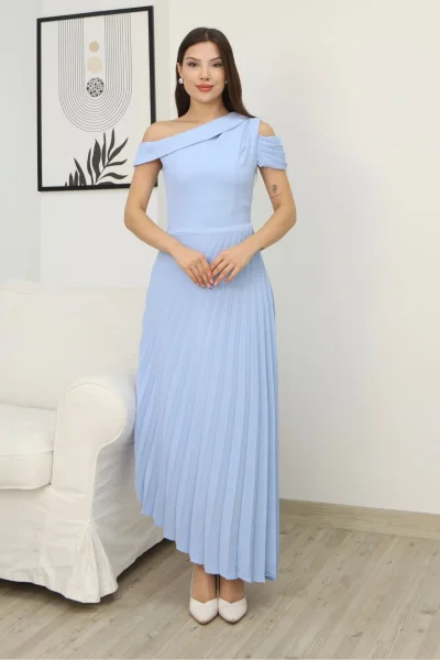 Tek Omuzlu Pilise Detaylı Asimetrik Elbise 2381-Bebe Mavisi