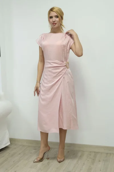 Toka ve Drape Detaylı Soft Saten Midi Elbise 6042-Pembe