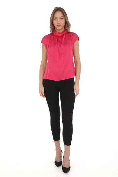 Yaka Drape Detaylı Saten Bluz 01-Fuşya