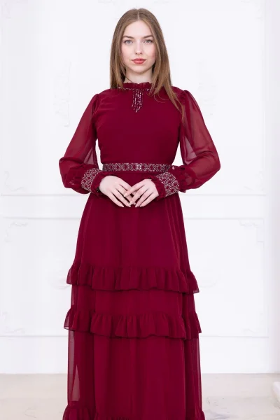 Yaka İşlemeli Taşlı Kol ve Kemer Detaylı Kat Kat Abiye Elbise 2756-Bordo