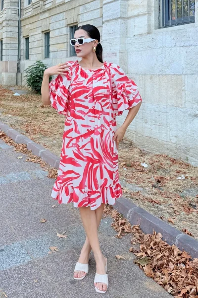 Yaka Lastikli Fırfır Detaylı Rahat Form Viskon Elbise 6024-Fuşya