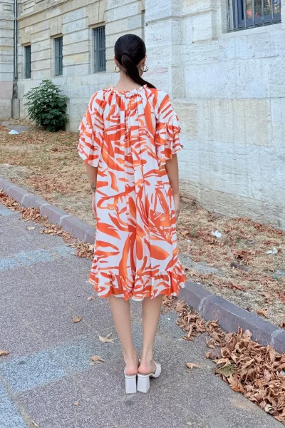 Yaka Lastikli Fırfır Detaylı Rahat Form Viskon Elbise 6024-Oranj