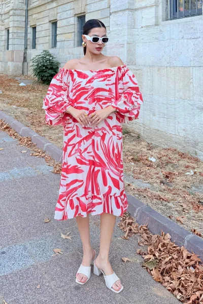 Yaka Lastikli Fırfır Detaylı Rahat Form Viskon Elbise 6024-Fuşya