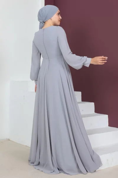 Yaka Ve Bel Detaylı Tesettür Abiye Elbise 657-Gri