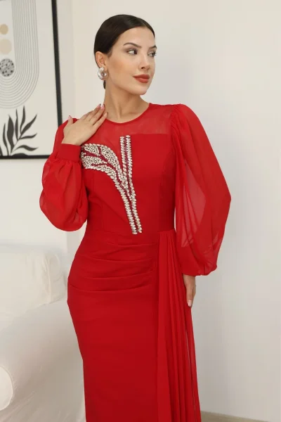 Yakası Tül Bel Detaylı Pile ve Yırtmaçlı Abiye Elbise 2313-Kırmızı